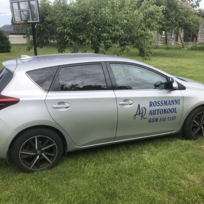 Toyotaauris 1024 1